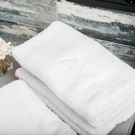 Affittacamere Cloister 4*